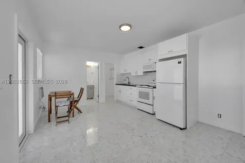 3551 NW 20th Street Miami FL 33142
