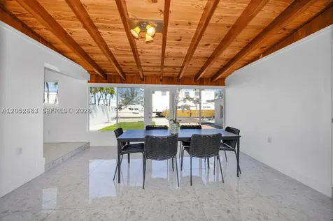 3551 NW 20th Street Miami FL 33142