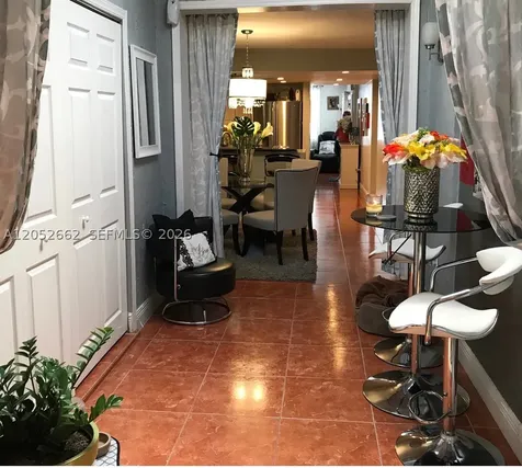 3865 W 9th Way Hialeah FL 33012
