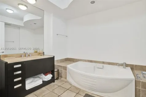 18201 Collins Avenue Sunny Isles Beach FL 33160