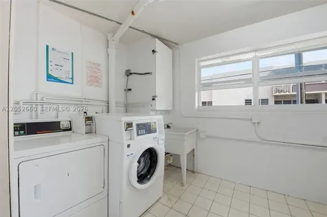 1450 NE 170th Street North Miami Beach FL 33162