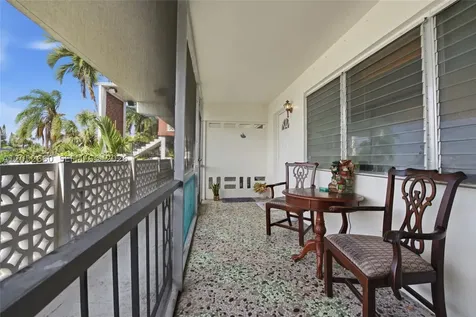1450 NE 170th Street North Miami Beach FL 33162