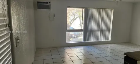 1333 NW 15th Street Miami FL 33125