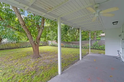 1580 NE 139th Street North Miami FL 33161