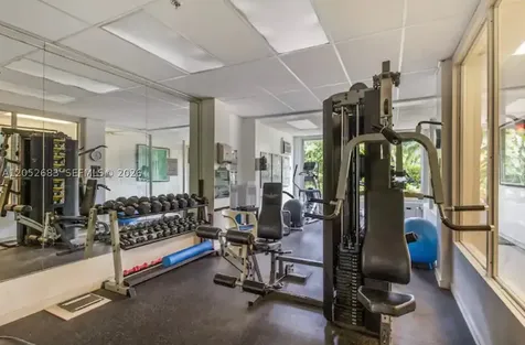 255 W 24th Street Miami Beach FL 33140