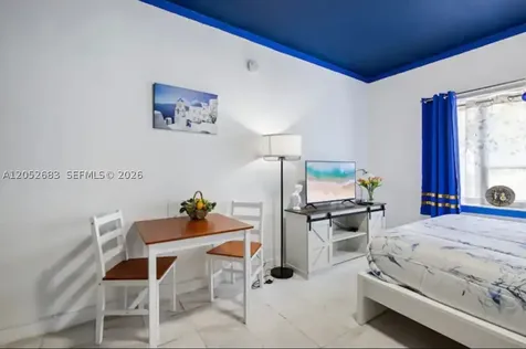 255 W 24th Street Miami Beach FL 33140