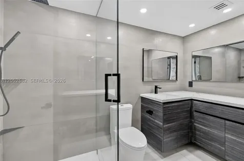 55 SE 6th Street Miami FL 33131