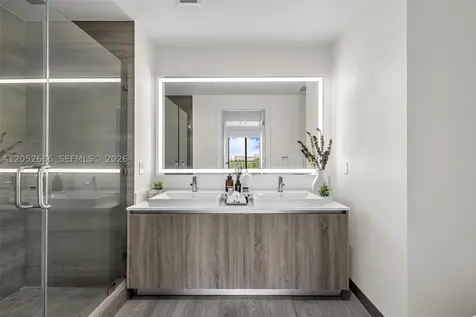 2960 NE 207th Street Aventura FL 33180