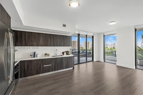 2960 NE 207th Street Aventura FL 33180