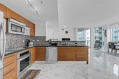 244 Biscayne Boulevard Miami FL 33132