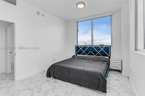 244 Biscayne Boulevard Miami FL 33132