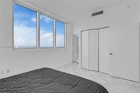 244 Biscayne Boulevard Miami FL 33132