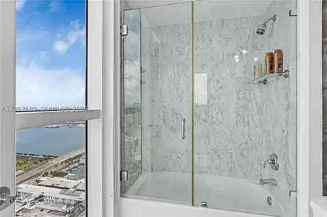 244 Biscayne Boulevard Miami FL 33132