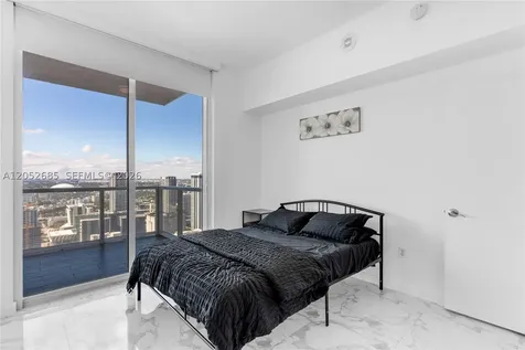 244 Biscayne Boulevard Miami FL 33132