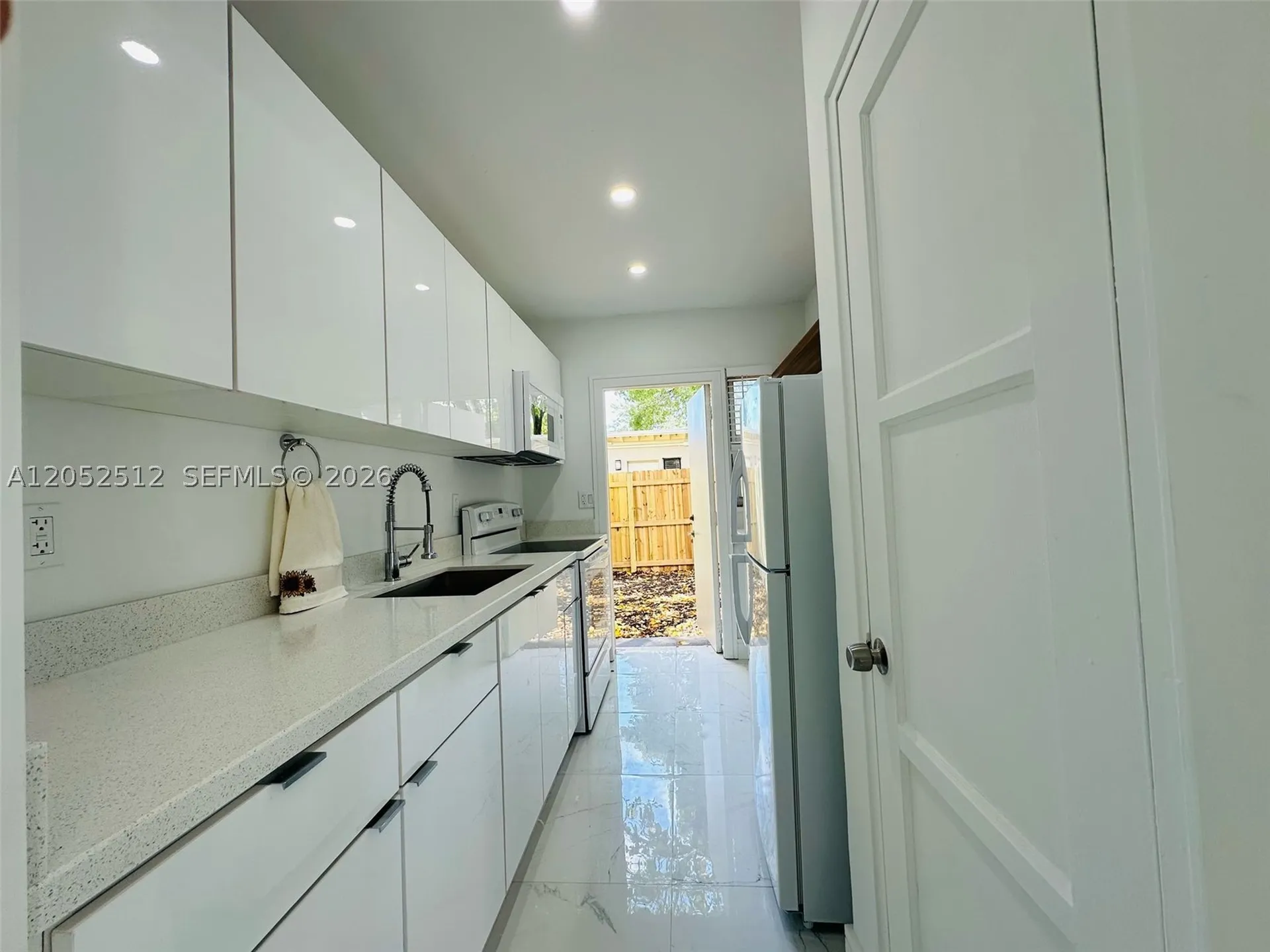 407 SE 14th Court Fort Lauderdale FL 33316