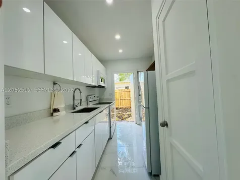 407 SE 14th Court Fort Lauderdale FL 33316
