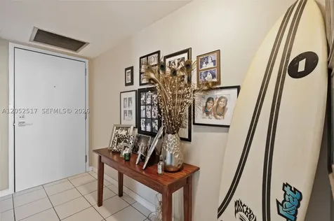 2555 Collins Avenue Miami Beach FL 33140
