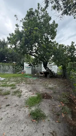 1176 NW 58th Terrace Miami FL 33127