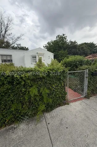 1176 NW 58th Terrace Miami FL 33127