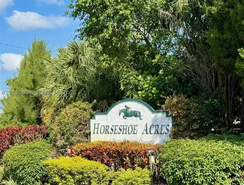 8650 Surrey Lane Boca Raton FL 33496