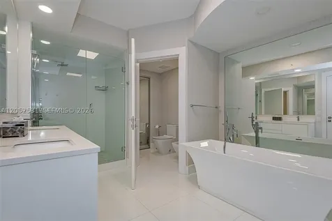 18201 Collins Avenue Sunny Isles Beach FL 33160
