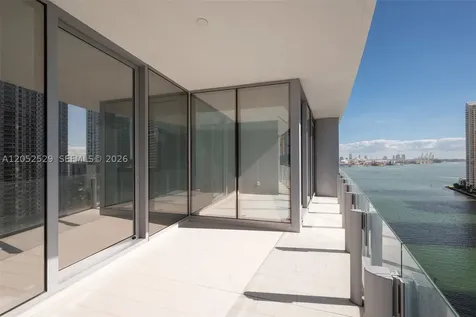 300 Biscayne Boulevard Way Miami FL 33131