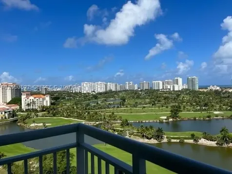 19501 W Country Club Drive Aventura FL 33180