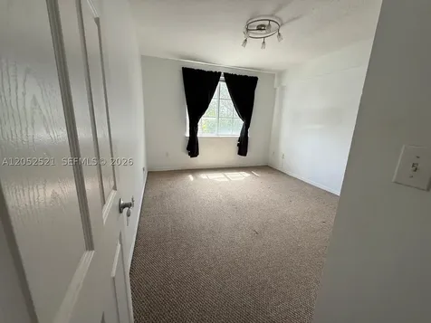 6861 SW 44th Street Miami FL 33155