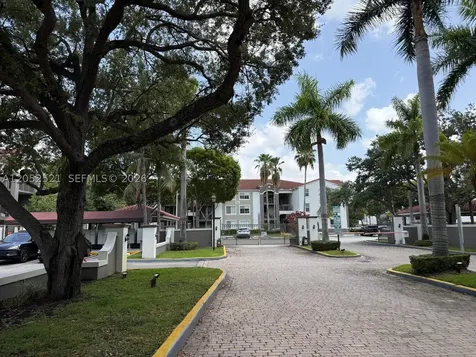 6861 SW 44th Street Miami FL 33155