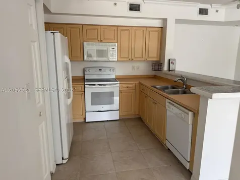 6861 SW 44th Street Miami FL 33155