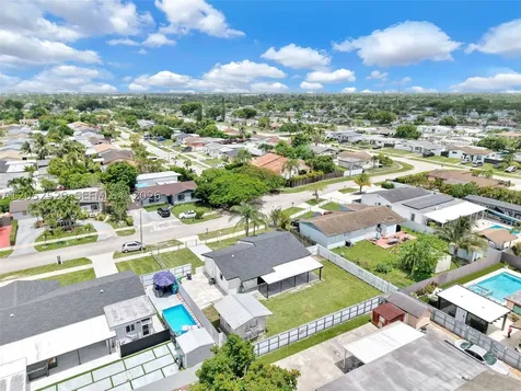 18670 SW 123rd Court Miami FL 33177
