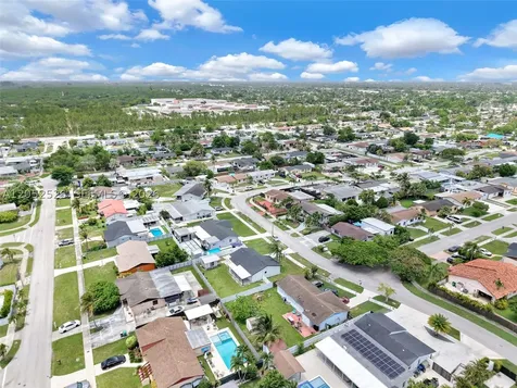 18670 SW 123rd Court Miami FL 33177