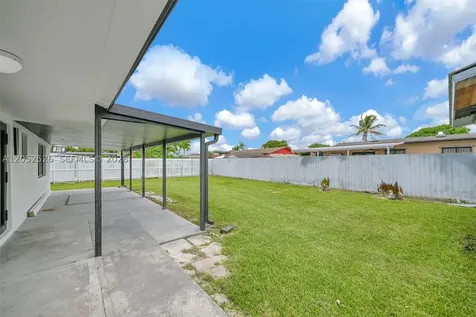 18670 SW 123rd Court Miami FL 33177