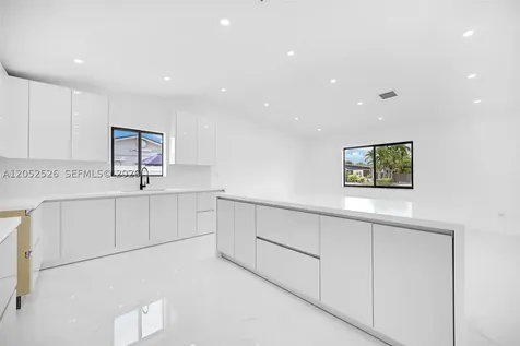18670 SW 123rd Court Miami FL 33177