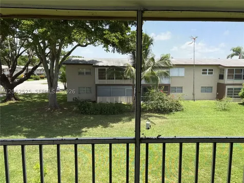 7305 NW 4th Place Margate FL 33063