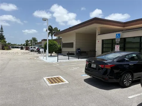 7305 NW 4th Place Margate FL 33063