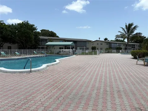 7305 NW 4th Place Margate FL 33063