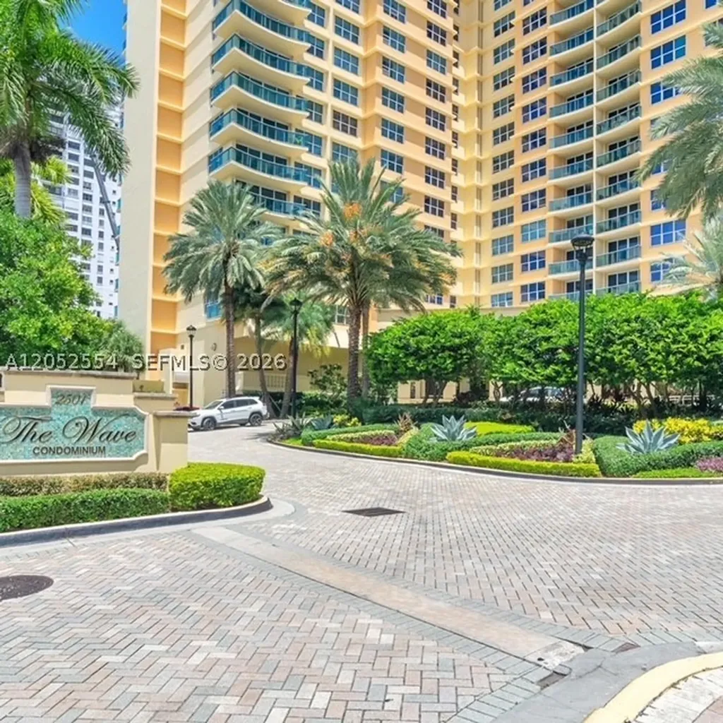 2501 S Ocean Drive Hollywood FL 33019