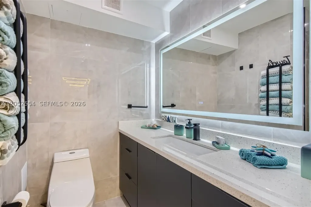 2501 S Ocean Drive Hollywood FL 33019