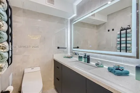 2501 S Ocean Drive Hollywood FL 33019