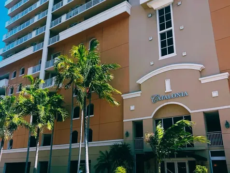2425 SW 27th Avenue Miami FL 33145