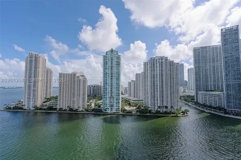 325 S Biscayne Boulevard Miami FL 33131