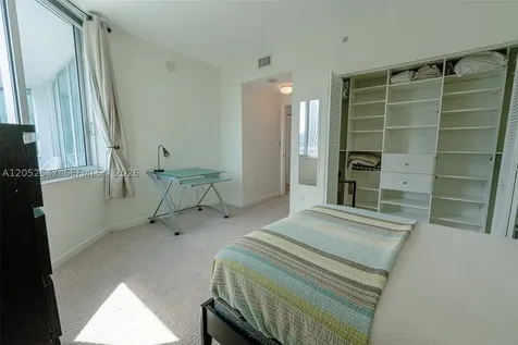 325 S Biscayne Boulevard Miami FL 33131
