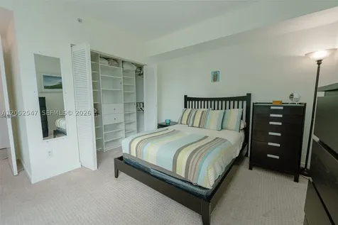 325 S Biscayne Boulevard Miami FL 33131