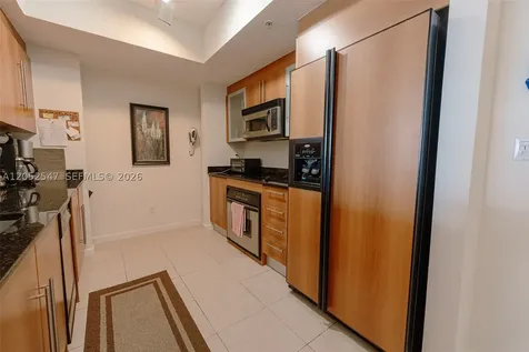 325 S Biscayne Boulevard Miami FL 33131