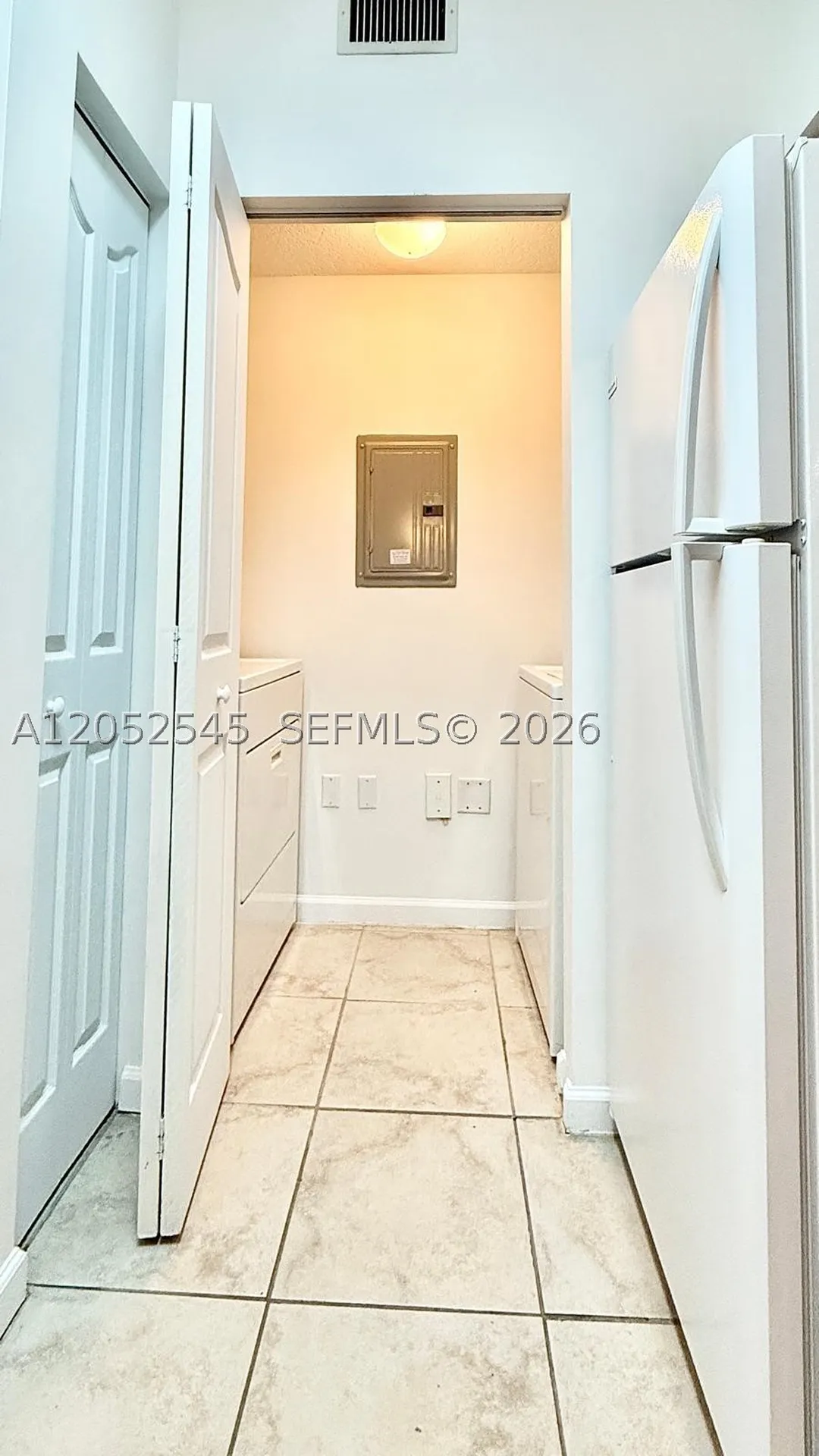 1206 E Myrtlewood Circle E Palm Beach Gardens FL 33418
