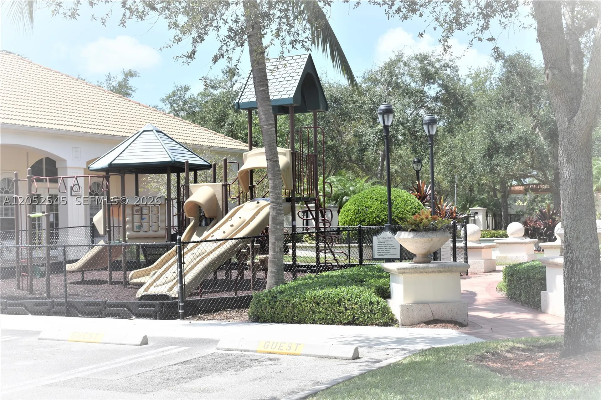 1206 E Myrtlewood Circle E Palm Beach Gardens FL 33418