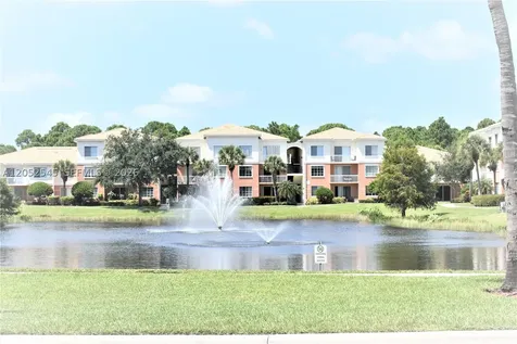 1206 E Myrtlewood Circle E Palm Beach Gardens FL 33418