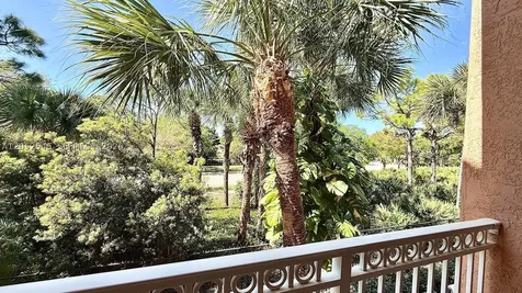 1206 E Myrtlewood Circle E Palm Beach Gardens FL 33418