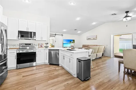 1879 Andromeda Lane Weston FL 33327